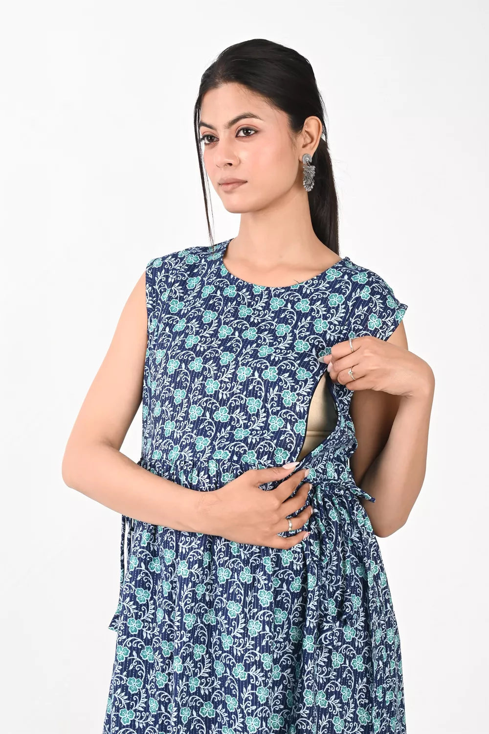 Ofably Navy Blue floral sleeveless cotton maternity feeding kurti – product image