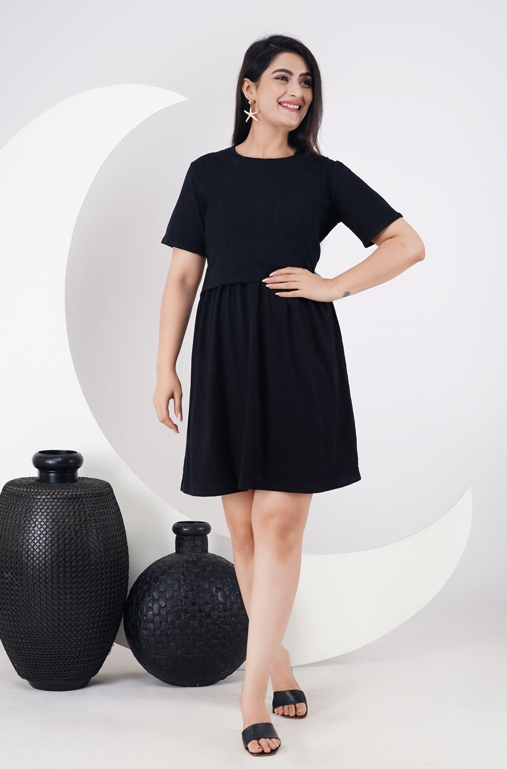 Ofably Black cotton maternity feeding dress – product image