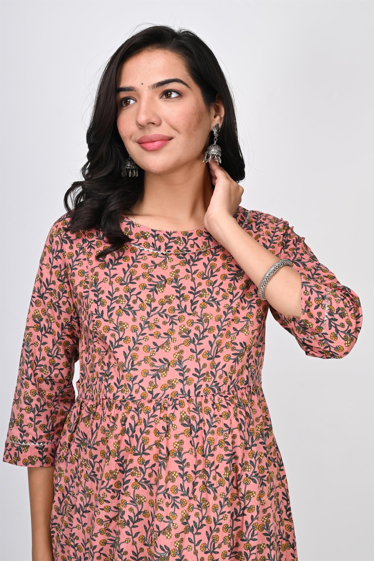 Ofably Yellow Floral Print With Lace Maternity Chain Feeding Kurti - Peach (OFMK140)