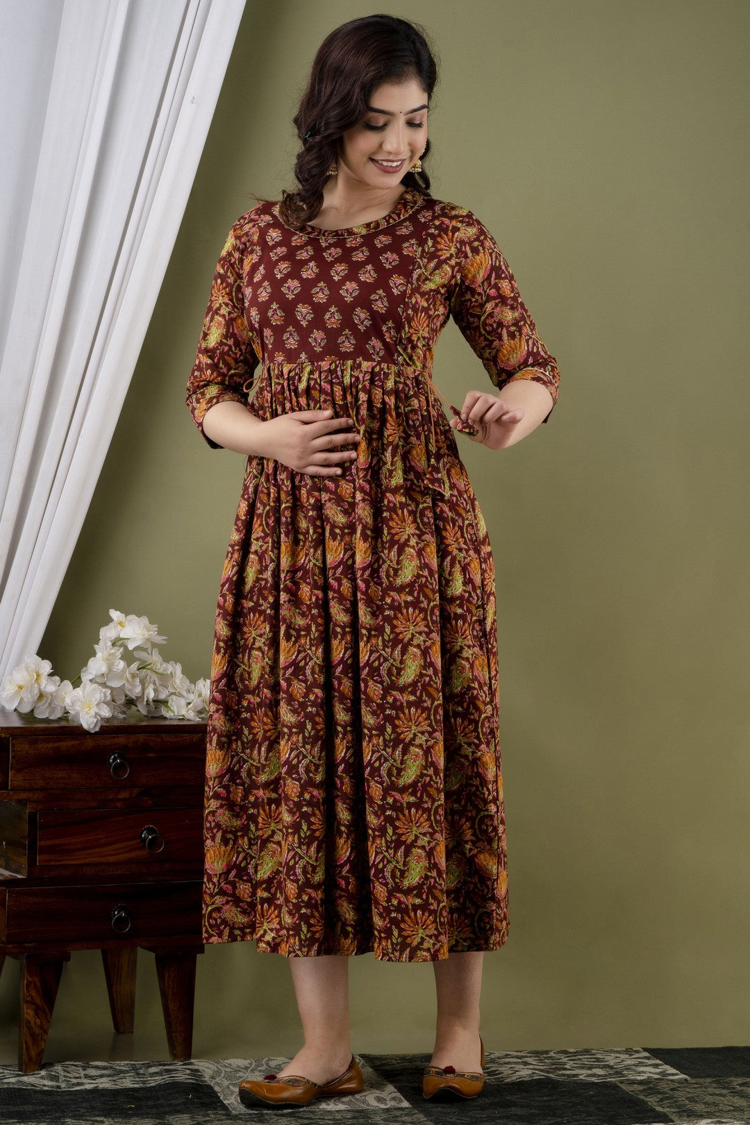 Ofably Pure Cotton Maternity Cum Feeding Kurti - Brown Floral (OFMK105}